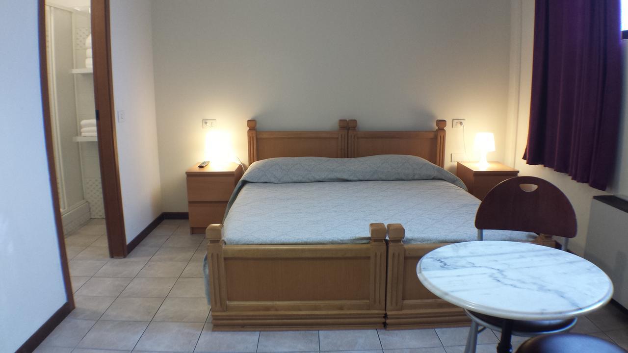 Hotel Firenze 2000 מראה חיצוני תמונה